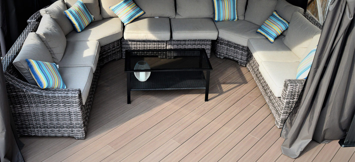 Outdoor-Living-Space-TIVA-Deck